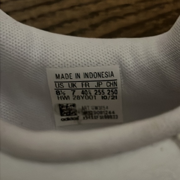 Adidas Cloudfoam Comfort size 8.5 - Picture 5 of 5